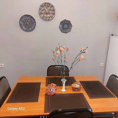 The Traveler'S Apartment Samarkand Exterior foto